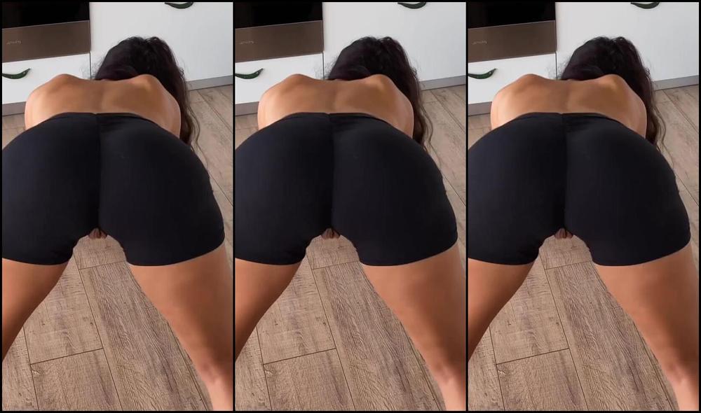 Pure Pleasure Nicknamed Purepleasure 10 03 2025 Onlyfans Video Something Tells Me That These Leggings Are Being Worn For The Last Time Today I Ve