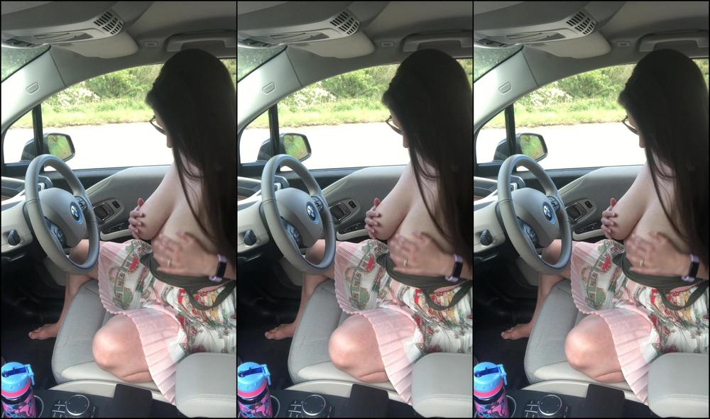 "SuzieLove212" big boobs, car, public nudity, sun, vibrator Quick Car Wank Manyvids
