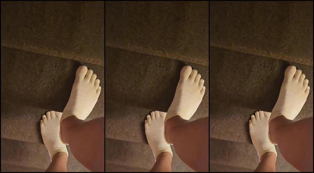 Sexysassquatch34 Nicknamed Goddessnat34 07 08 2025 Onlyfans Video Walking In Toe Socks That Don T Fit Watch As I Walk Up And Down