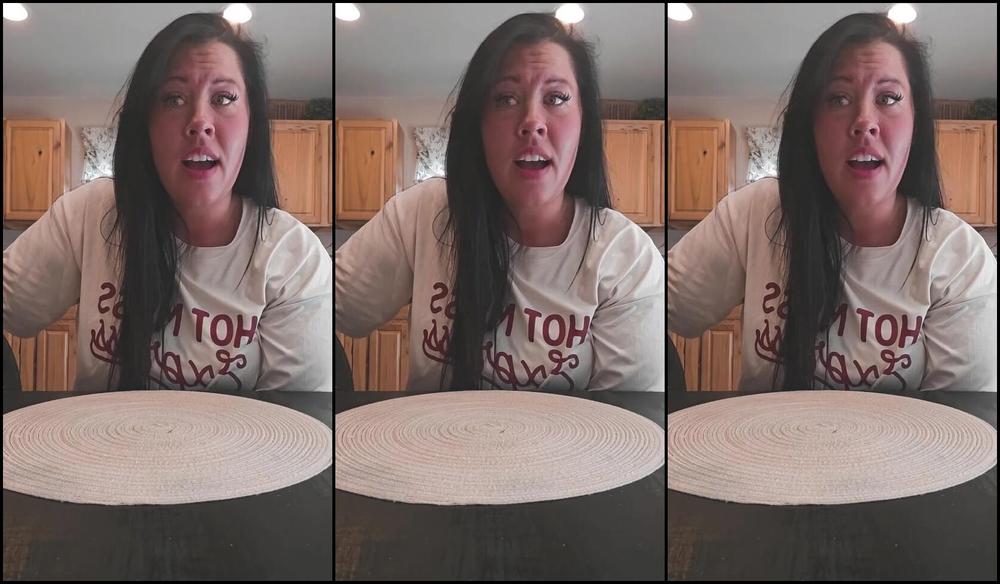 Sexysassquatch34 Nicknamed Goddessnat34 09 09 2025 Onlyfans Video Step Sister Finds Out About Step Brother S Secret Foot Fetish