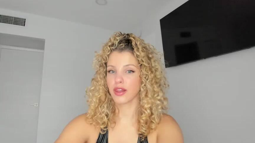 "Coconutsex" amateur, clitrubbing, dildosucking, latina, masturbation, orgasms, pussyplay Blonde s Private Dance Vagina Swirls amp Clit Sizzles Manyvids