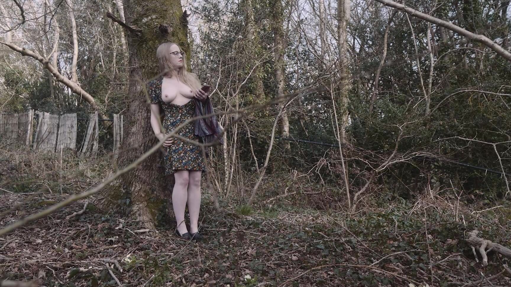 "lumeproductions" allnatural, birdwatching, outdoors, solomasturbation, voyeur SPRING WATCH 14 THE MOLE Manyvids