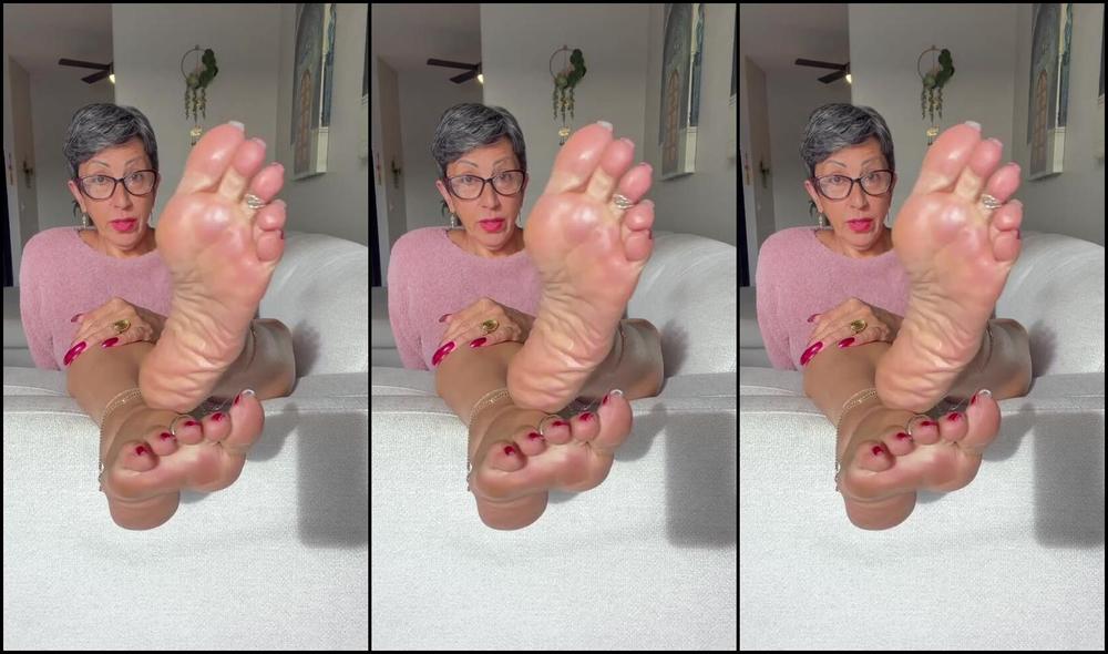 Sexyfeet47 Nicknamed Sexyfeet47 12 24 2025 Onlyfans Video Good Morning N Happy Holidays Time To Stroke For My Beautiful Hands Legs Soles And Toes