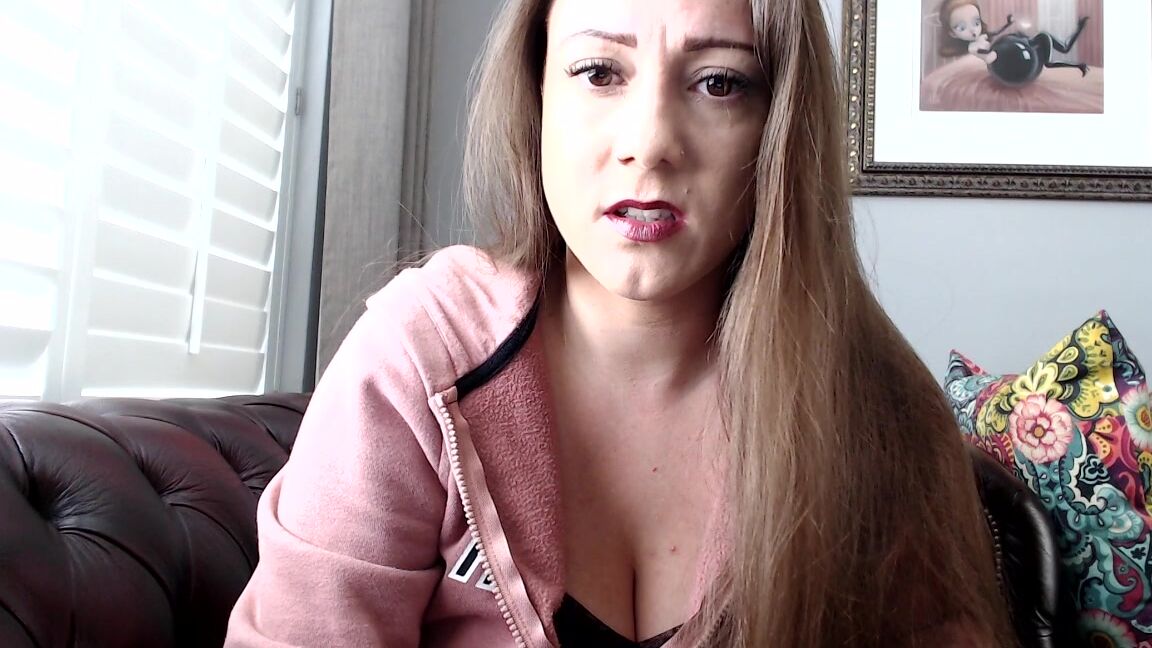 "SuzieLove212" ass eating, big tits, hacker, milf, webcam Angry Tease At Hacker Manyvids