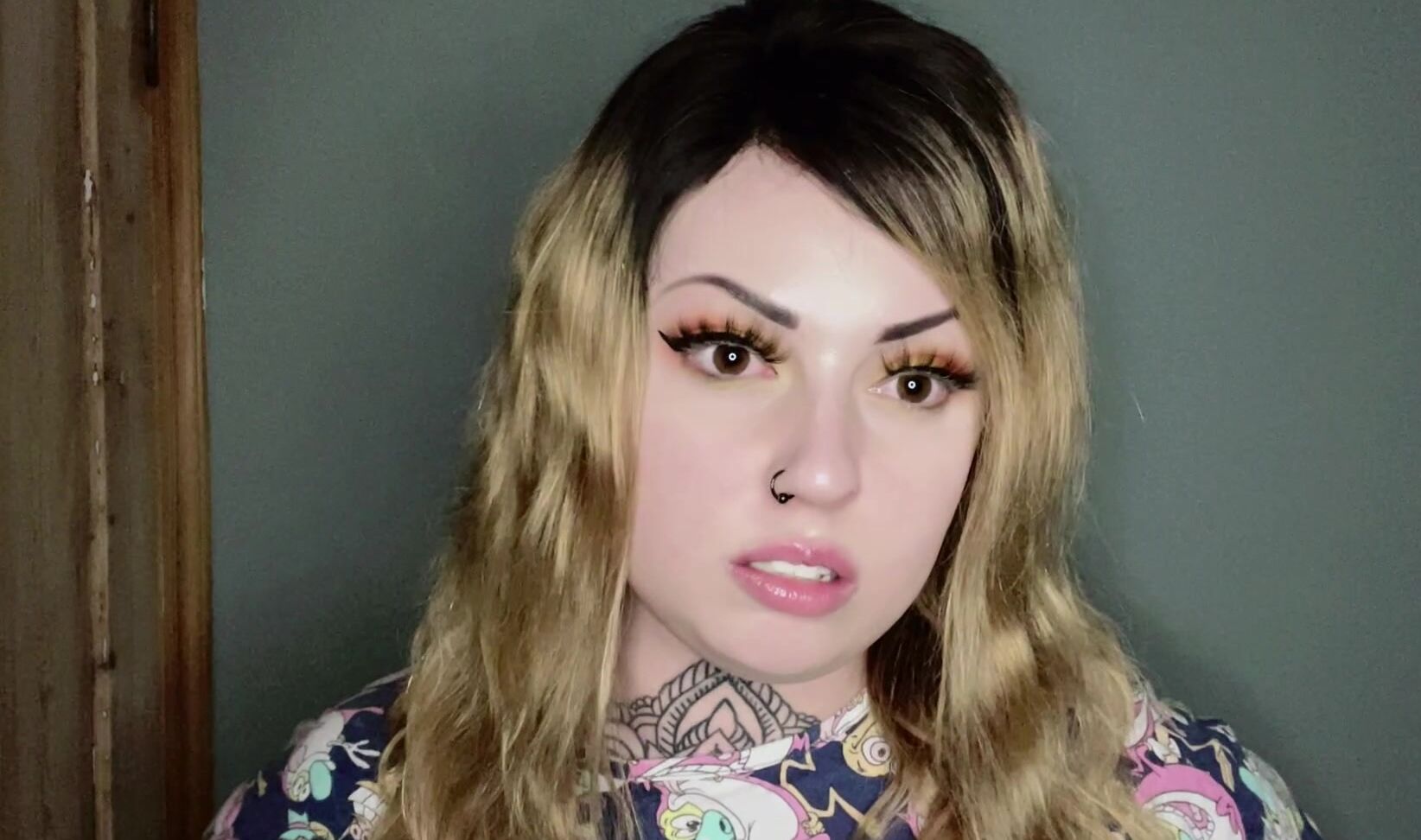 "MissValentina" bratgirls, british, femdom, verbalhardcorehumiliation, wedgies Secret Wedgie Cummer Manyvids