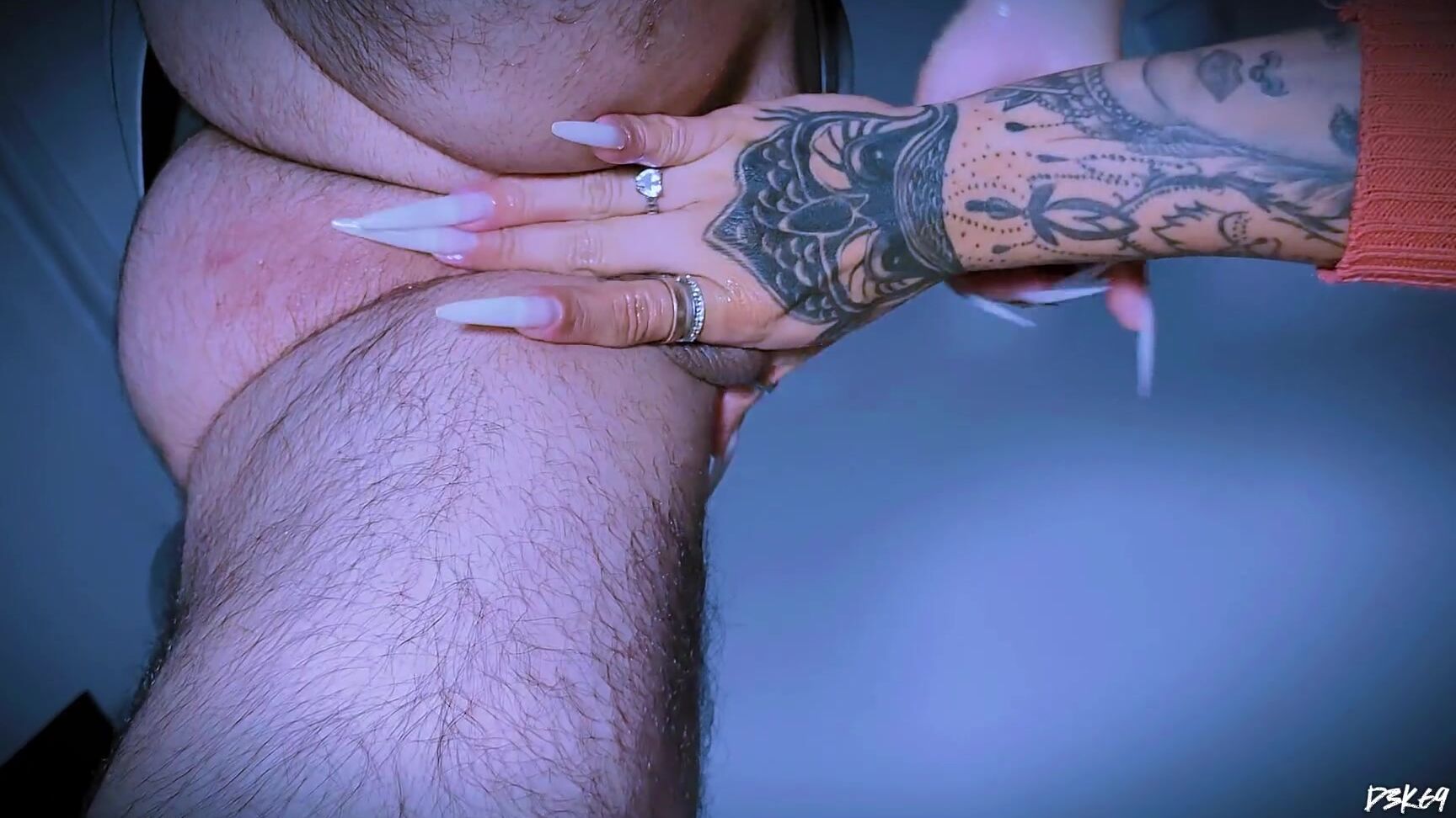 Я Заплатил Соседу Массажем Он Починил Мою Раковину Ой Несколько Хэппи Эндов Pornhub Com