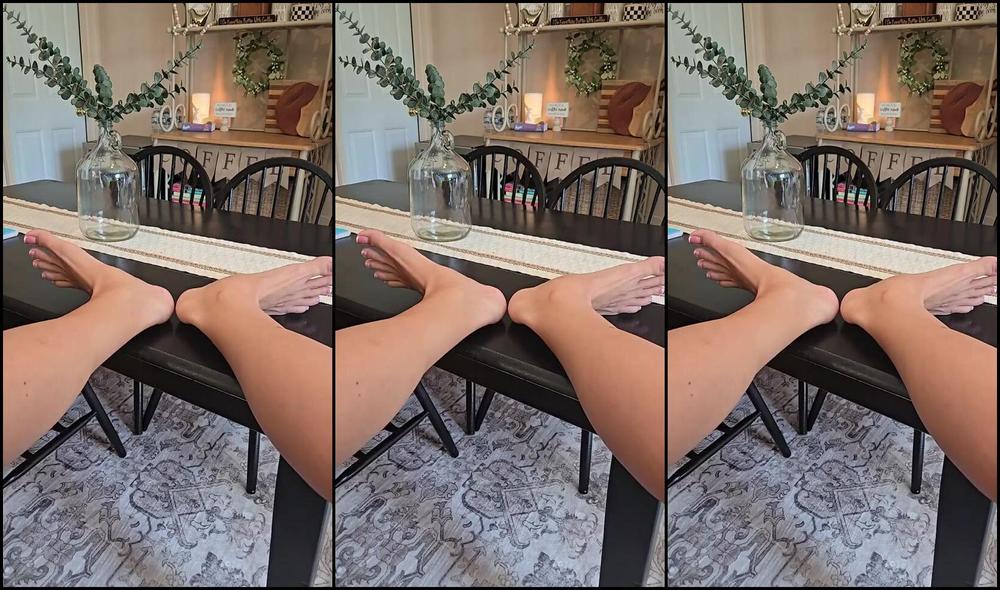 Sexysassquatch34 Nicknamed Goddessnat34 07 19 2025 Onlyfans Video Wingspan Posing Soles Just Different Poses And Angles Of My Beautifully Large Feetsies