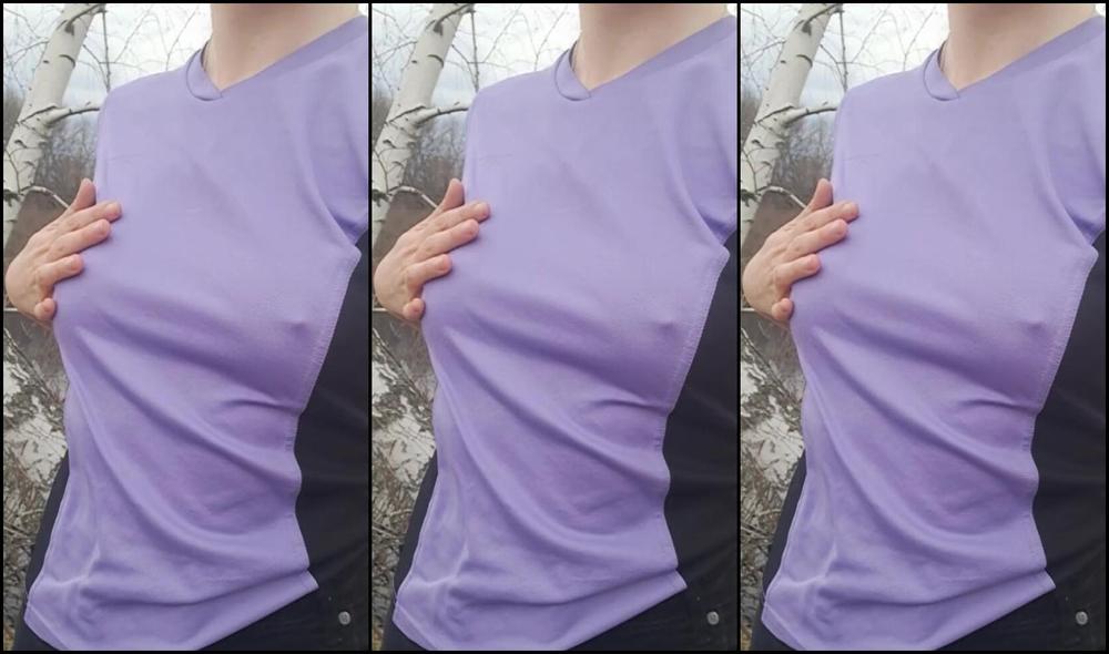 Девушка В Парке Раздевается Играет С Сосками И Мастурбирует