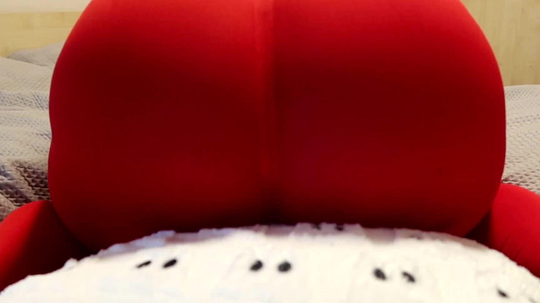 Queen Sylvia Nicknamed Itsqueensylvia 10 28 2025 Onlyfans Video Farting On My Pillow