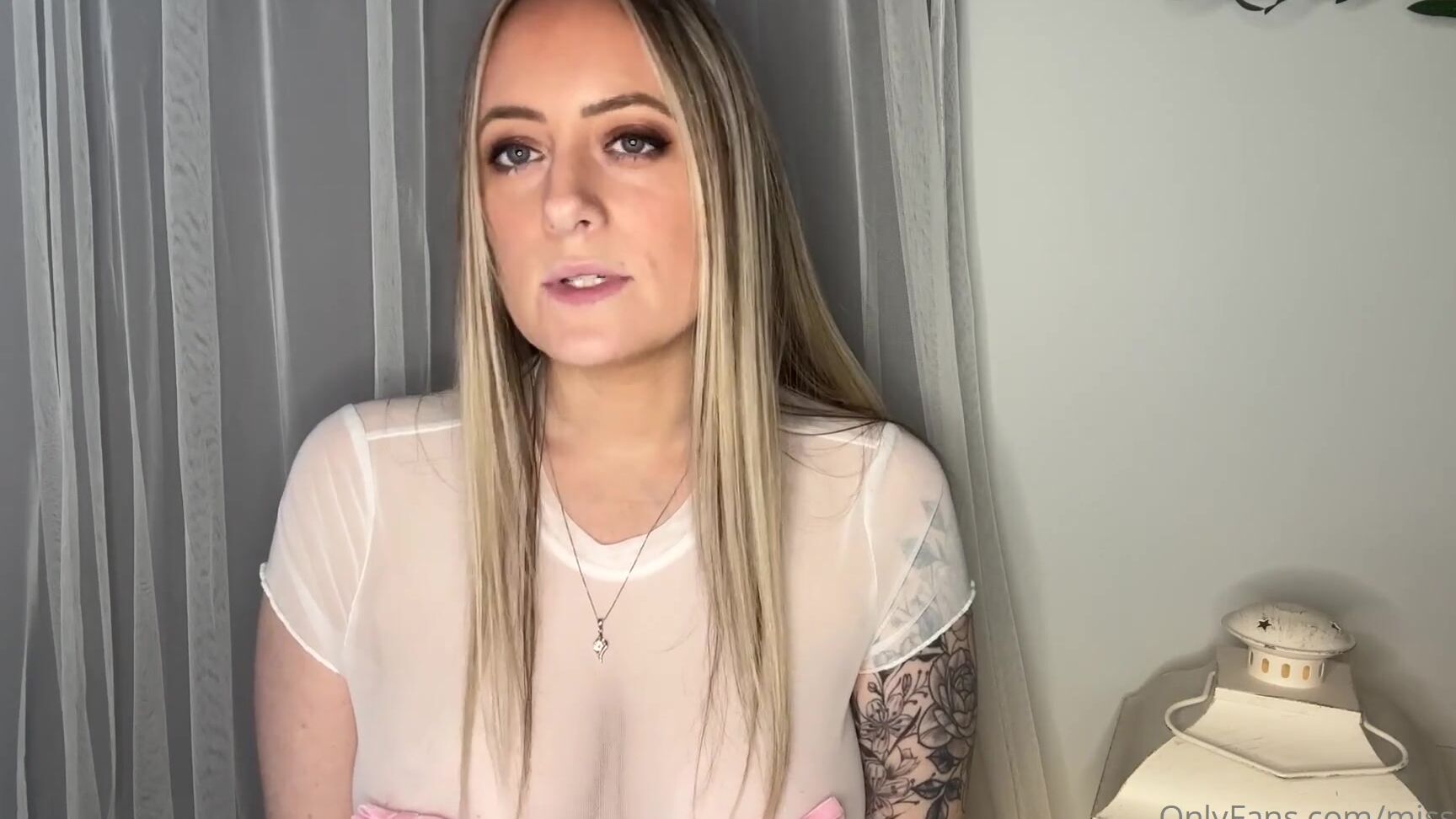 Cassi Asmr Nicknamed Misscassi 11 13 2025 Onlyfans Video Some Chill Day Rambling For Those Who Like To Hear Me Talk About Nothing