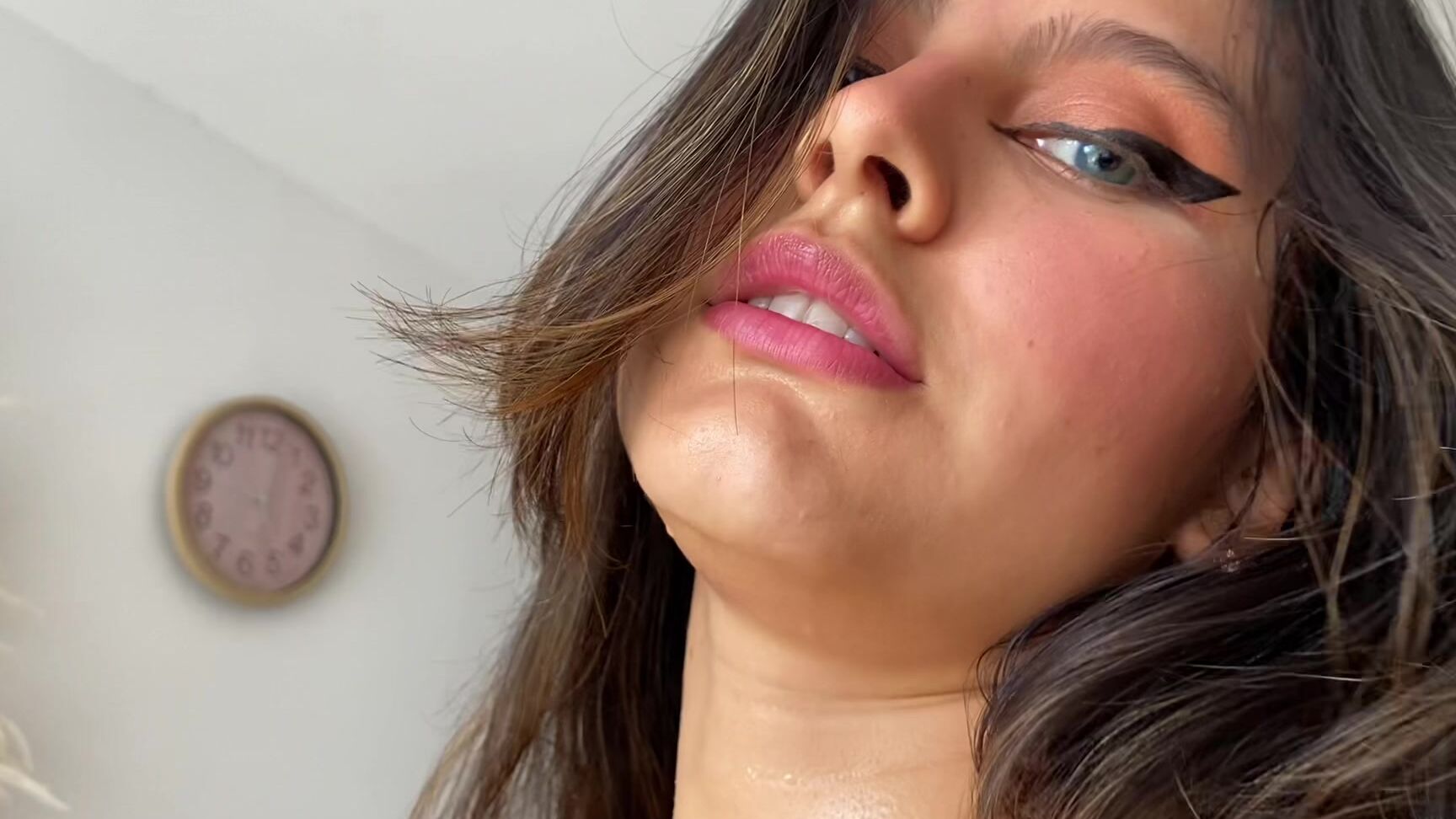 "Nasty_Ninna" ahegao, assshaking, bigass, dancing, sweatfetish Sweaty Dance 6 Manyvids