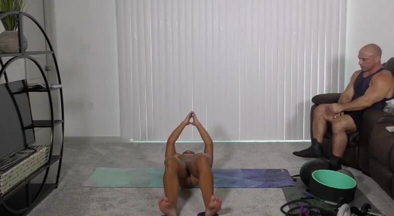 "Alexis Rain" muscular women, nudity/naked, strength training, sweat fetish, workout Workout Custom Manyvids