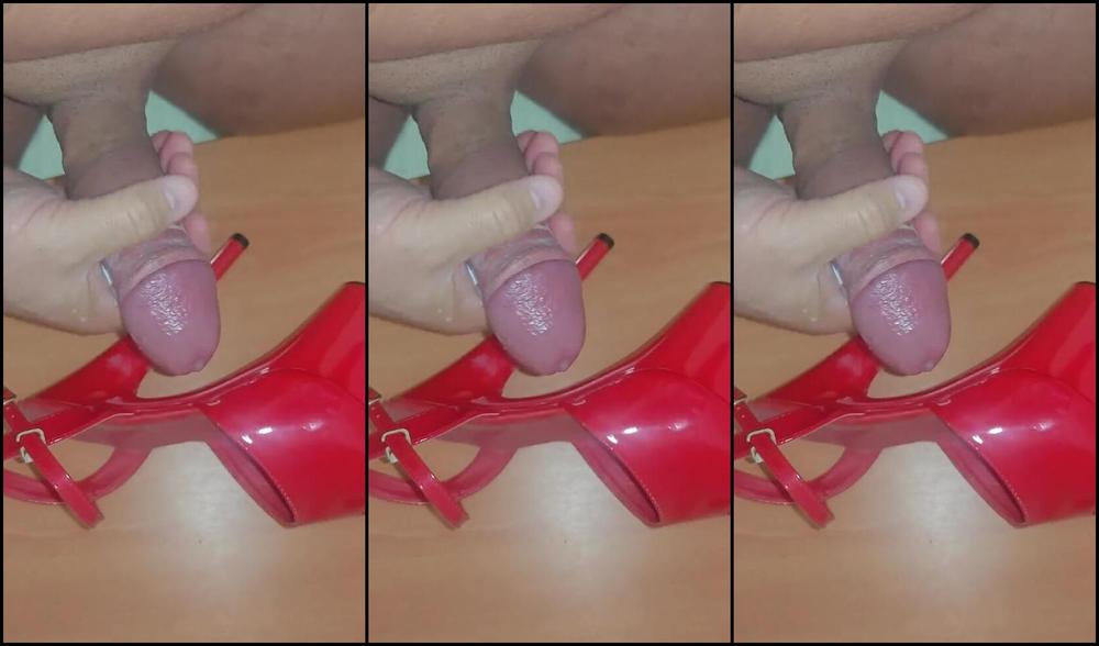 Danaxmuscles Nicknamed Danaxmuscles 11 14 2025 Onlyfans Video Milk Me On My Shoes And On My Feet