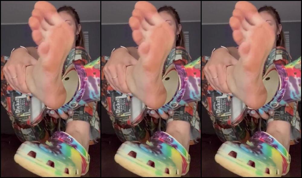 Lex0678 Nicknamed Lex06788 06 03 2025 Onlyfans Video Barefoot All Day Outside Makes For Very Dirty Feet