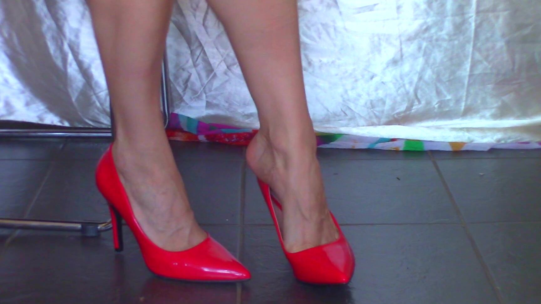 "Goddess Vanessa" feet, high heels, dangling, shoe & boot worship, shoeplay Red Stiletto Play amp Dangle Manyvids