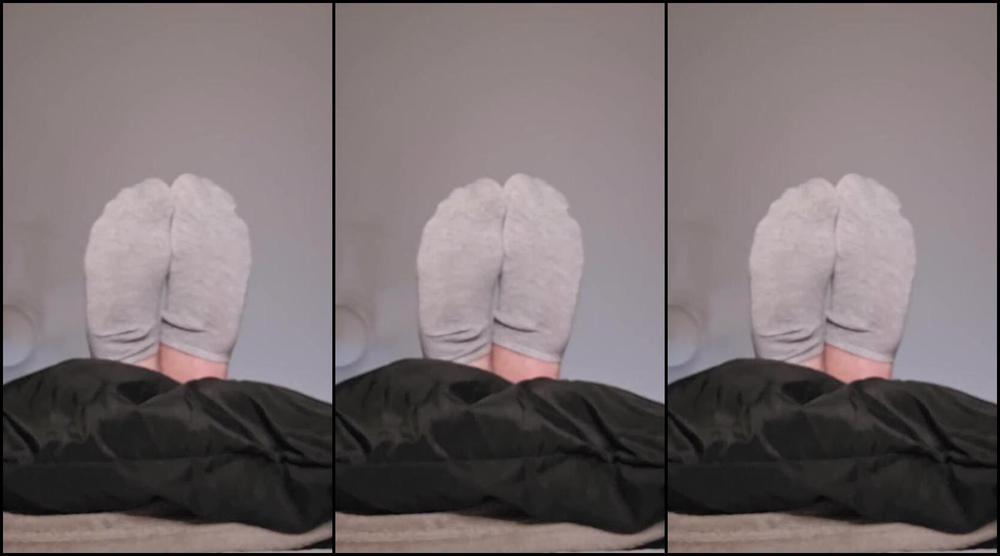 Sexysassquatch34 Nicknamed Goddessnat34 06 11 2025 Onlyfans Video You Re The Monster Under My Bed Obsessed With My Huge Feet Check Out This Video