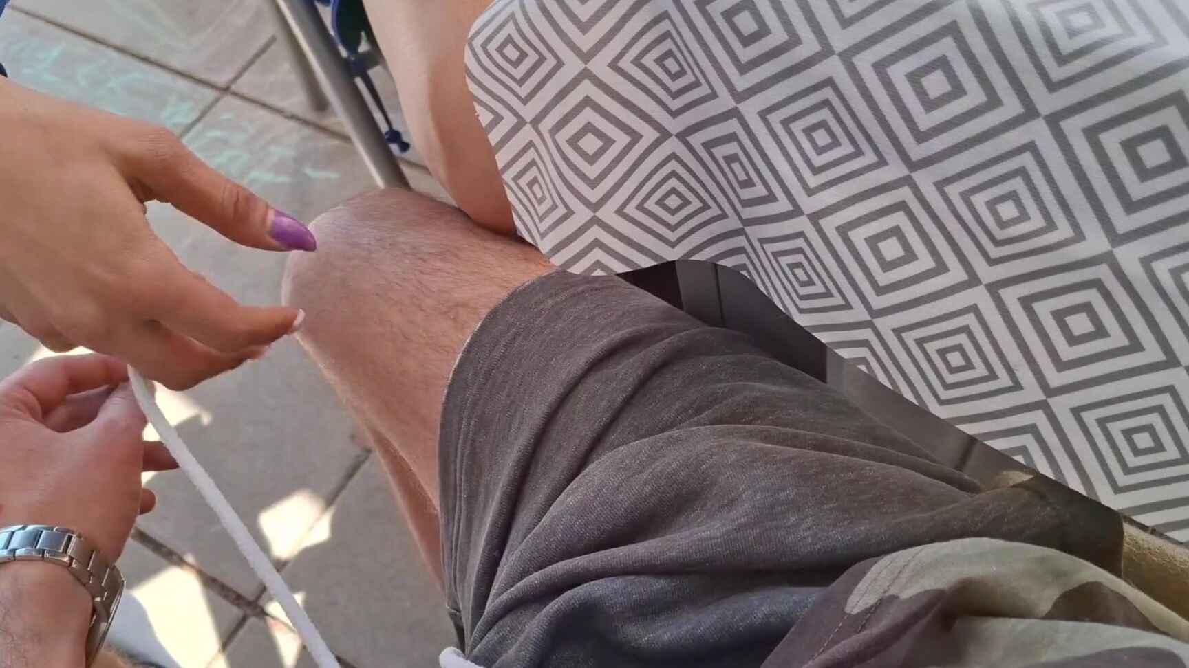 Ein Sch Ner Sonniger Tag Um Den Schwanz L Ften Pornhub Com