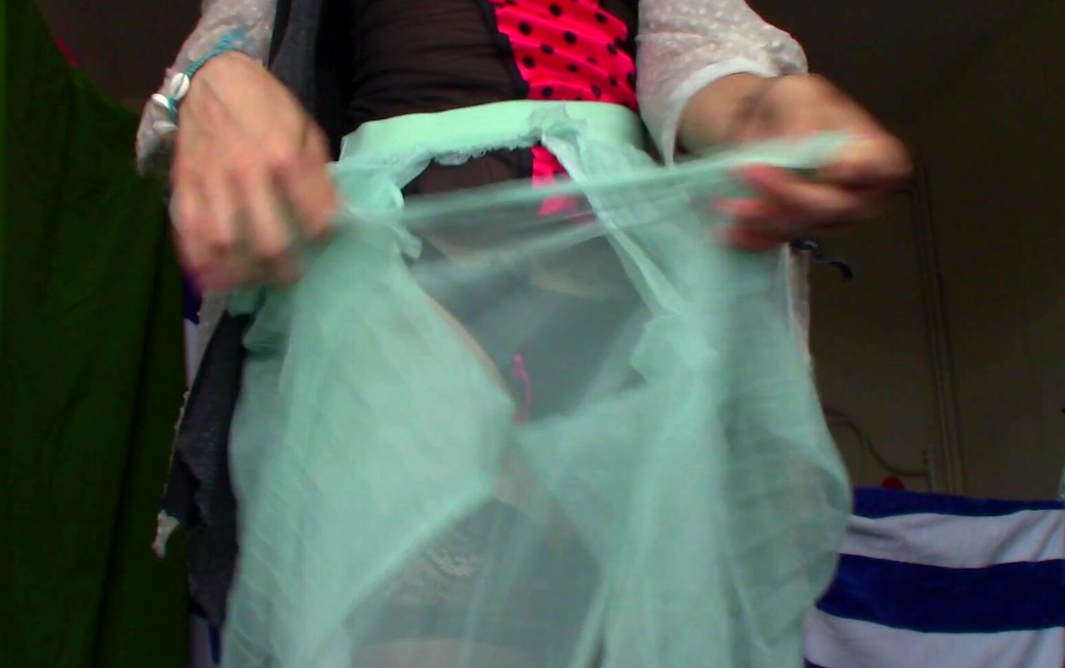 "Goddess Vanessa" masturbation, clothes destruction / burning, giantess, growth fetish, transformation fantasies Horny Hormone Growth Process Manyvids