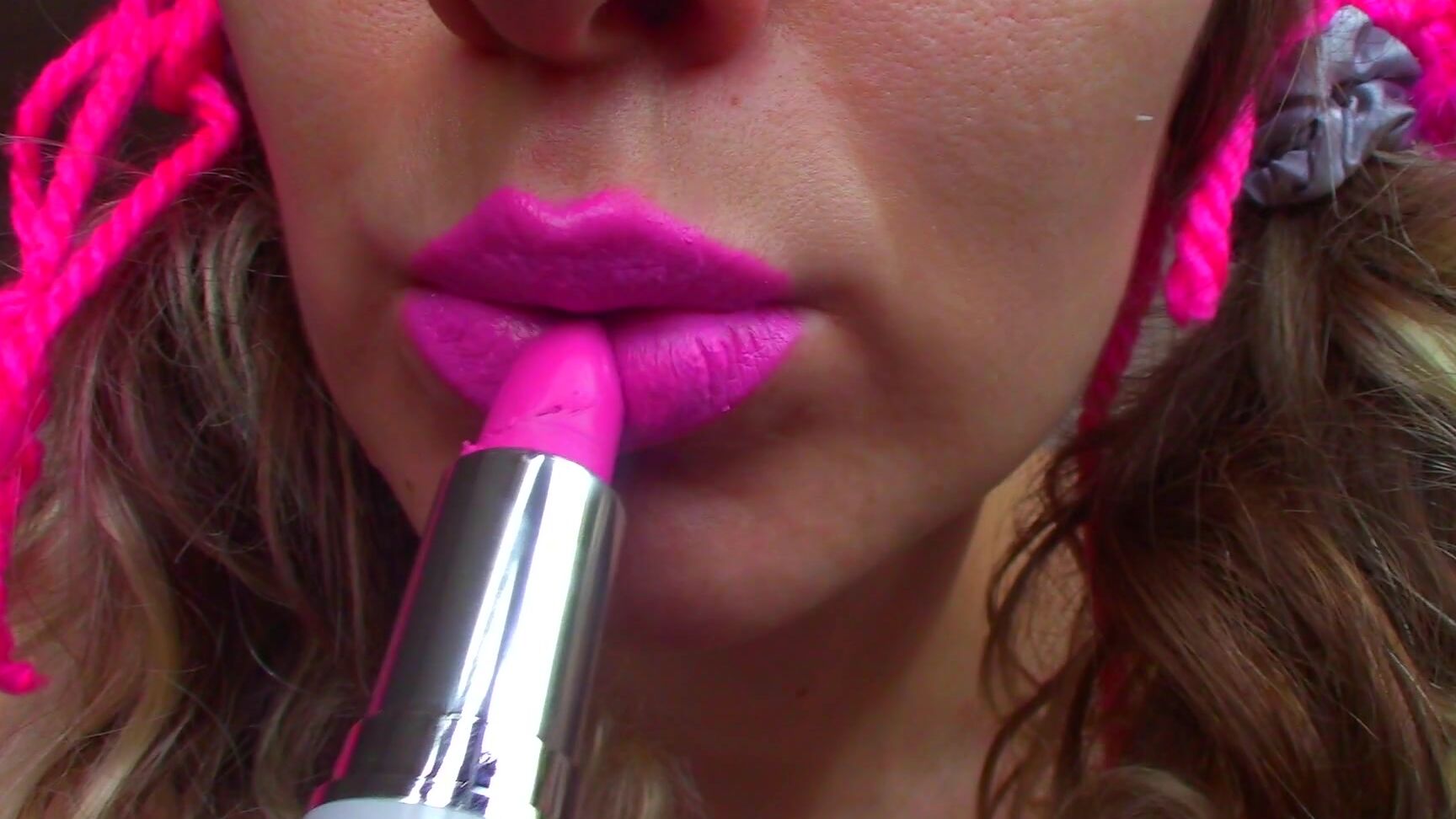 "Goddess Vanessa" lip fetish, lipstick fetish, masturbation encouragement, mesmerize, lipstick Mesmer BARBIE PINK LIPSTICK Joe Manyvids