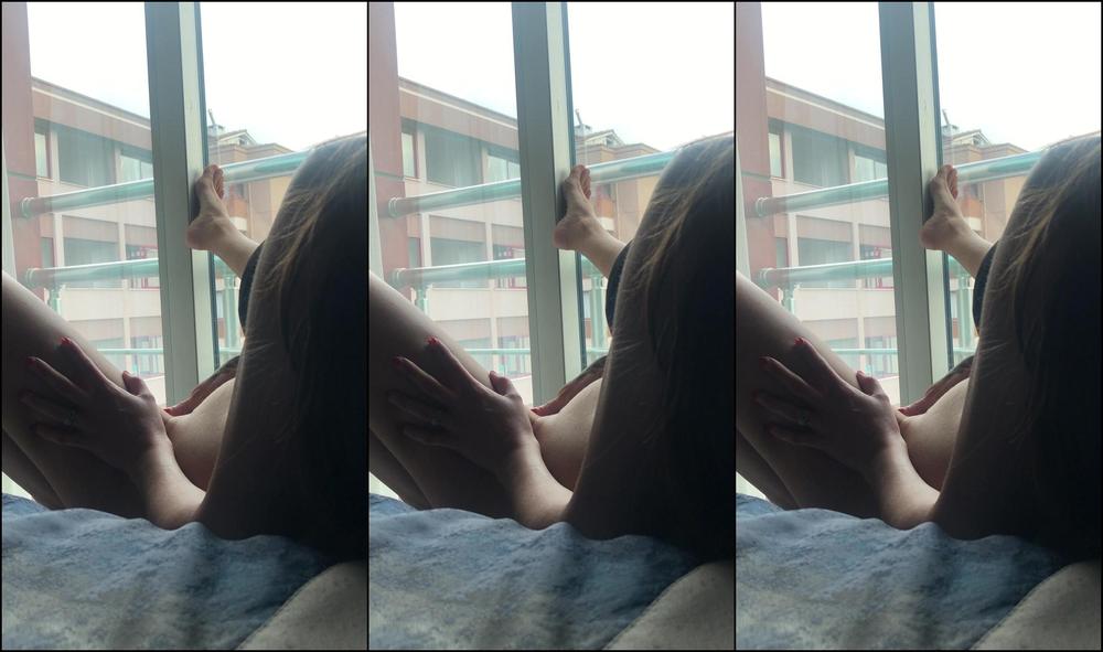 "SuzieLove212" balcony, big boobs, holiday, housewives, masturbation Risky Balconette Wank Manyvids