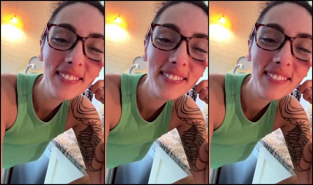 Tabbynoname Nicknamed Tabbynoname 05 07 2025 Onlyfans Video I Was Making My Morning Matcha When Noname Decided He Needed Breakfast