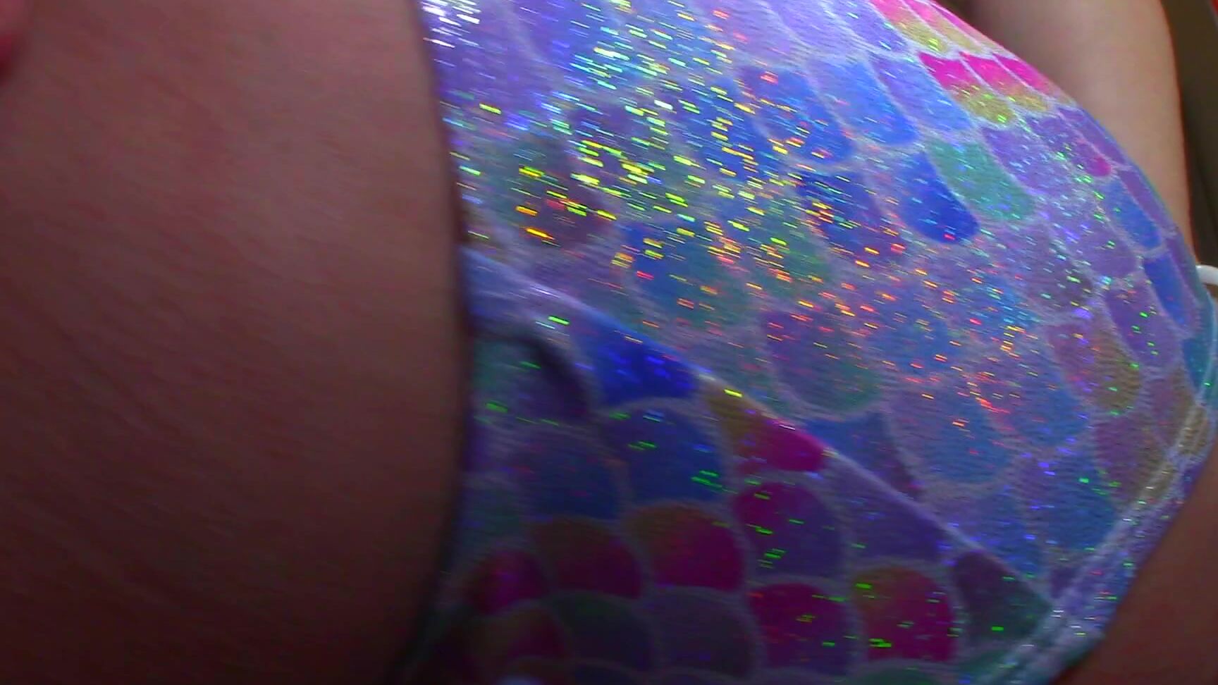 "Goddess Vanessa" ass shaking, ass worship, masturbation encouragement, mesmerize, mind fuck Shiny Ass Shake Mind Fuck Manyvids