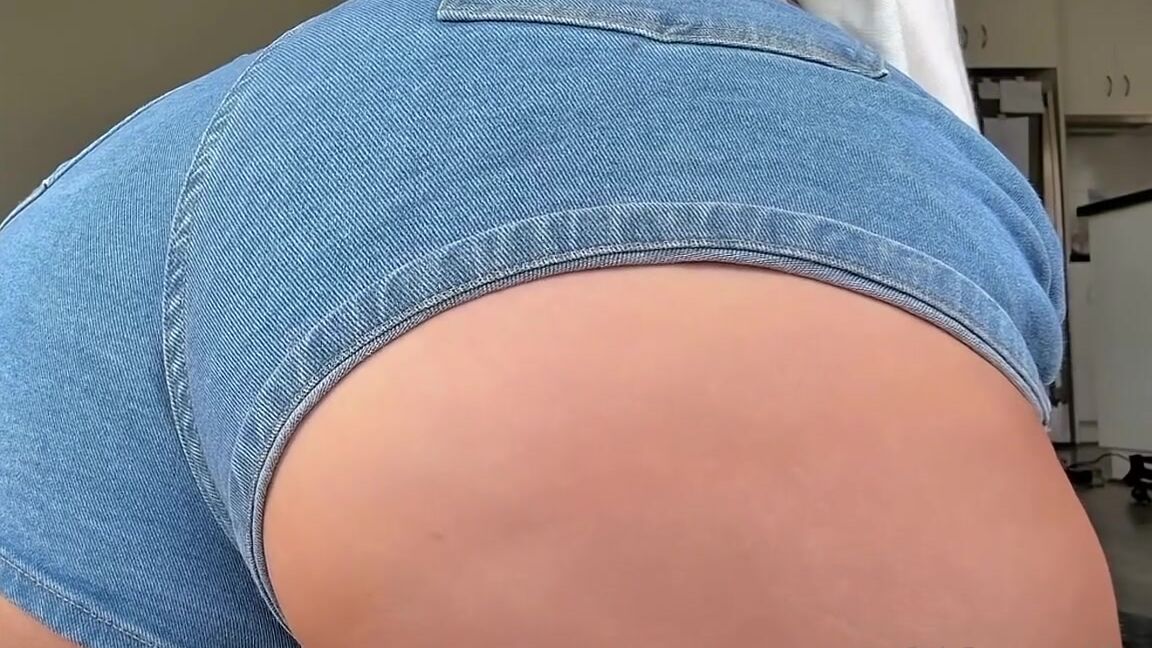 Riley Rips Aka Riley Rips 09 16 2025 Onlyfans Video Who Wore It Better Me Or My Girl Onyx These Denim Shorts Are Filled With