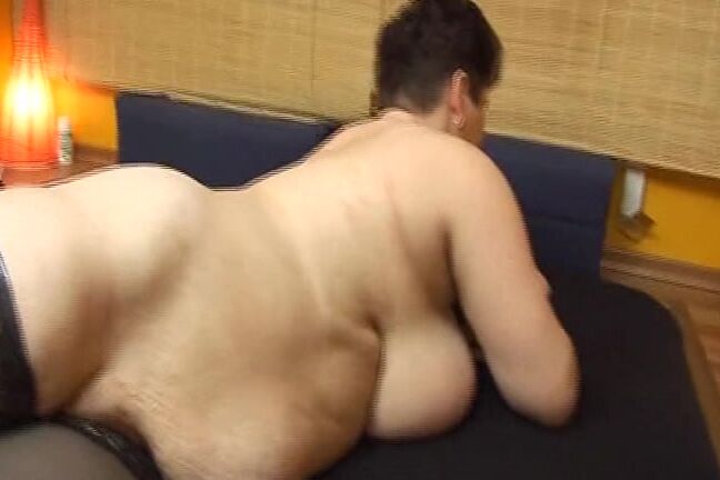 "Russian Amateur" Big Tits, Anal, Amateur, Group Sex, DP, Russian Girls, Fist Willig und billig - Ost-Fotzen mit Mega titten DBM