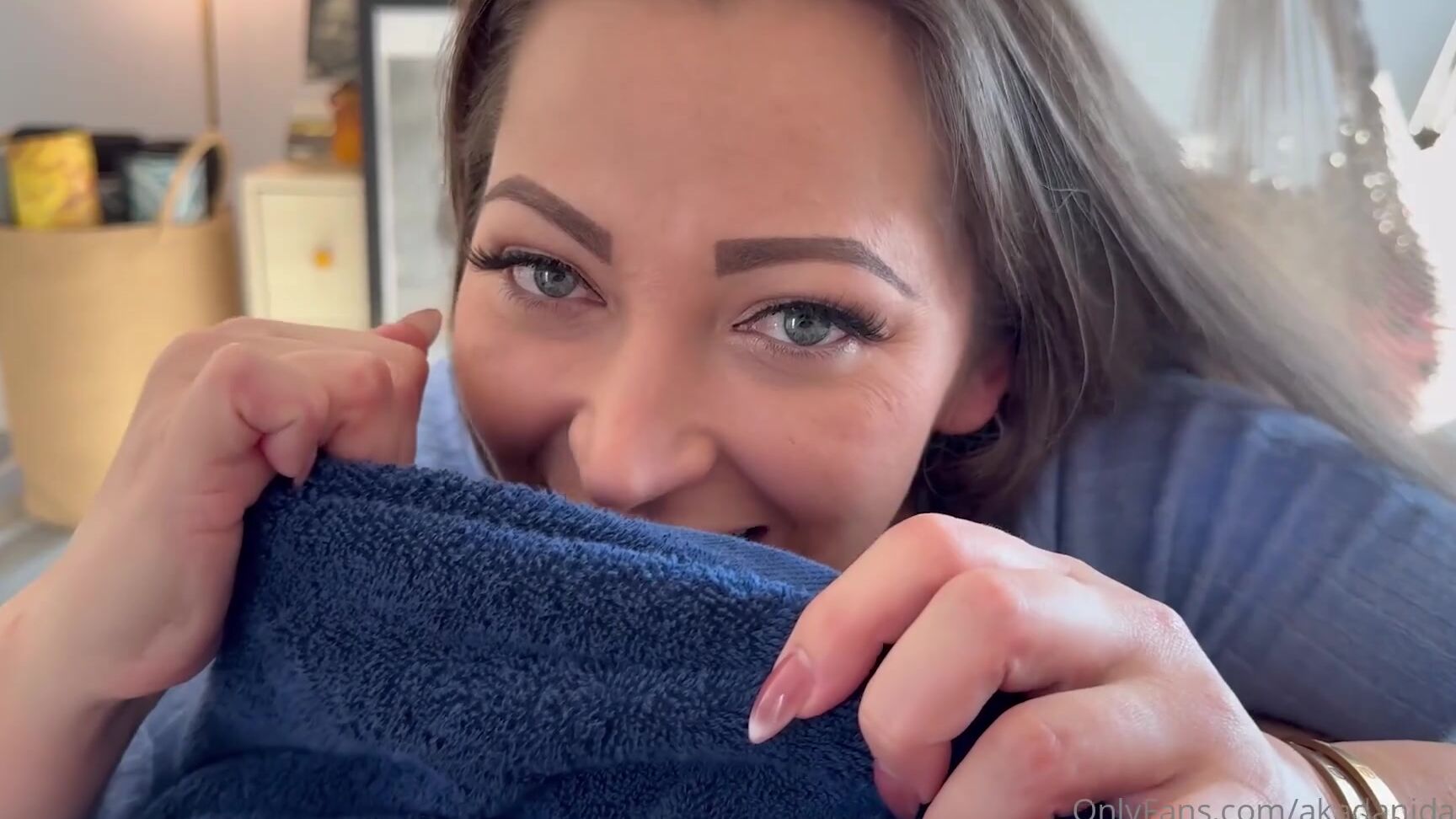 Dani Daniels Aka Akadanidaniels 11 07 2025 Onlyfans Video You Were Supposed To Help Me Hang The Art Not Make Me This Wet Now