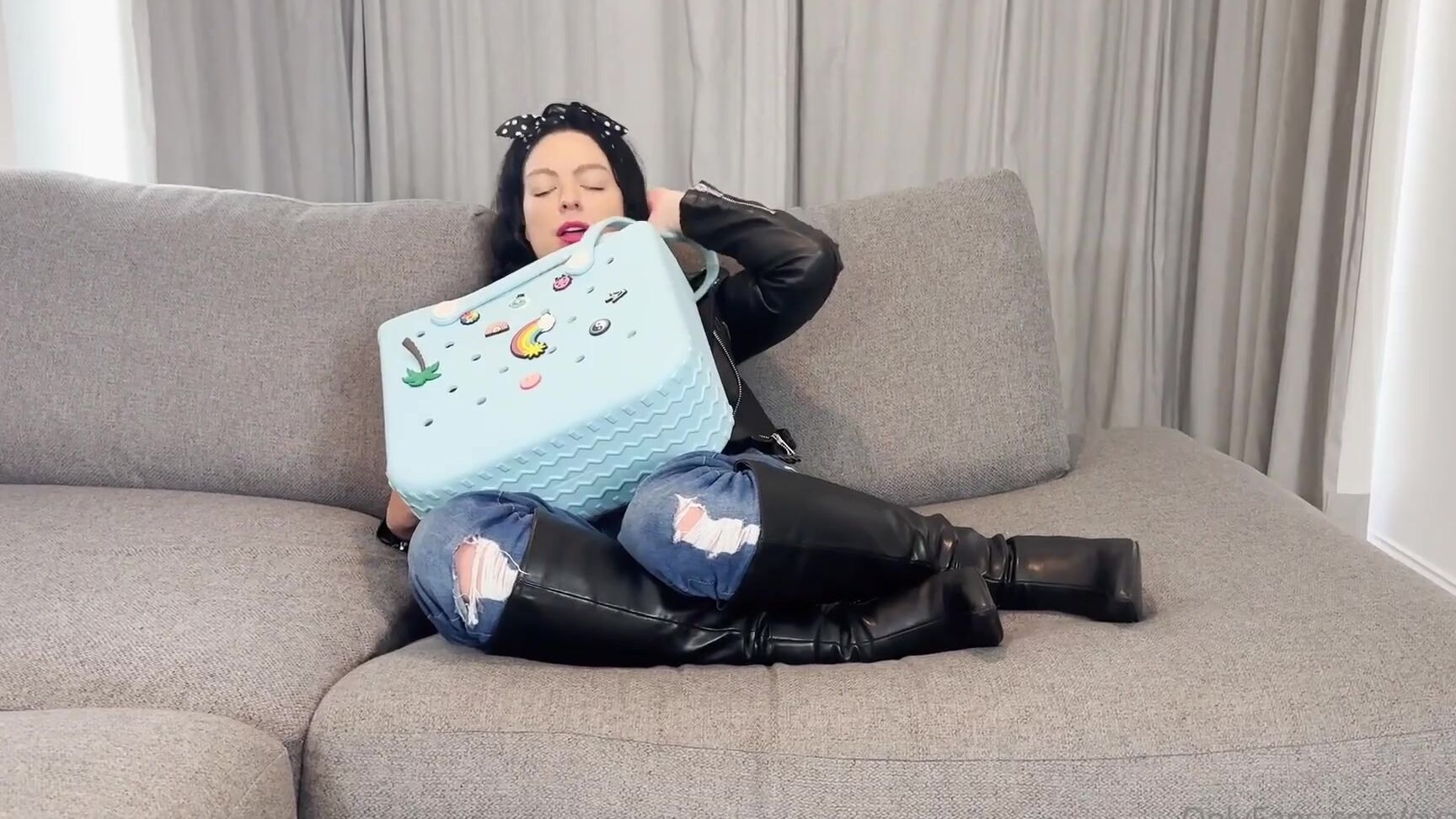 Evafarts Nicknamed Evafarts 10 22 2024 Onlyfans Video Buttcrack Farting Interior Designer 16 Minutes Long Enjoy My Farty Fans I Am An Interior Designer