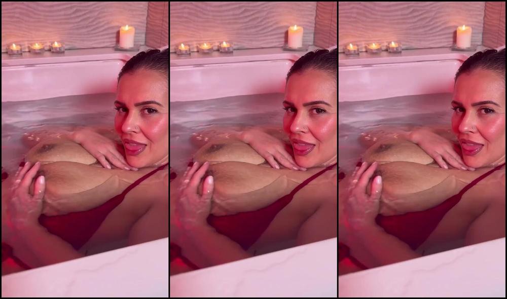 Gia Blaze Nicknamed Giablaze 01 26 2025 Onlyfans Video The Way They Float In The Water