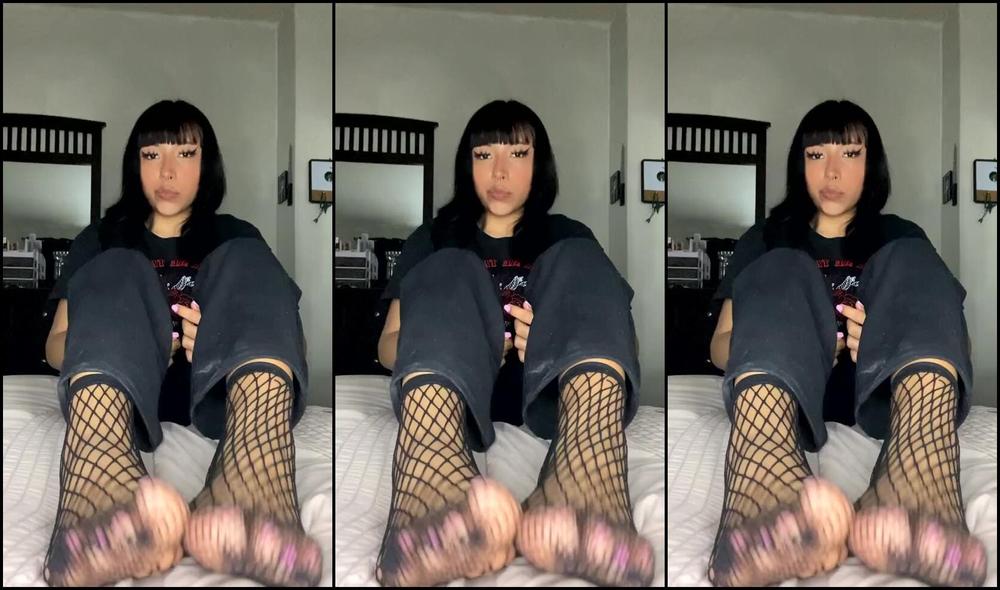 Diane Iamoonx Nicknamed Iamoonx 04 22 2024 Onlyfans Video New Pedicure Now Lick My Feet Slave