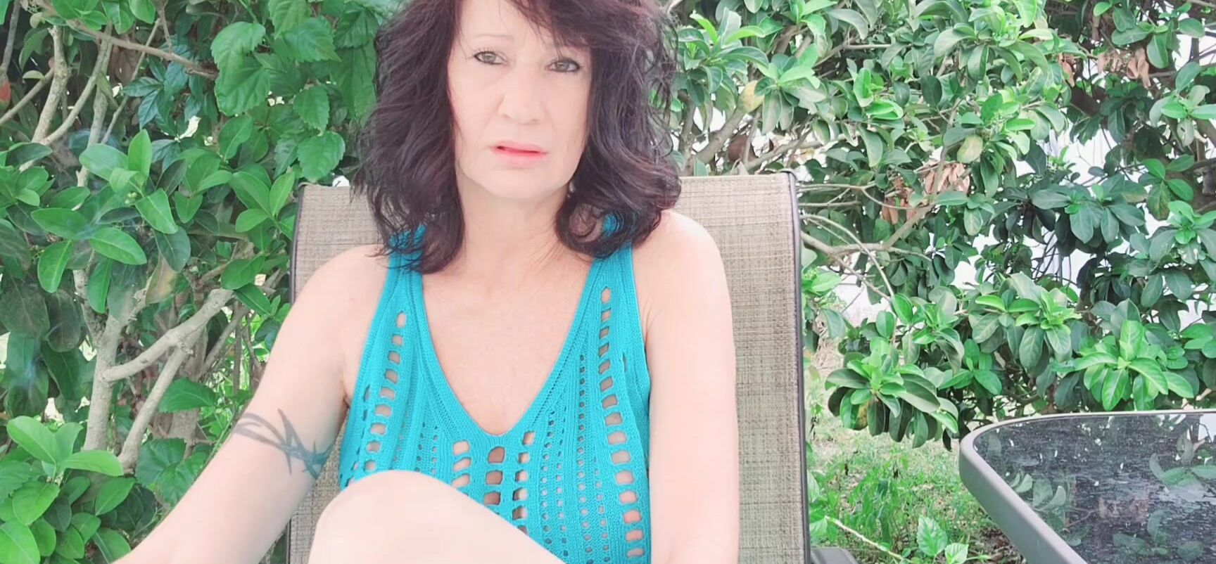 "Stormi Winters" smoking, big tits, feet joi, joi games, kink SMOKING COUNTDOWN JOI Manyvids