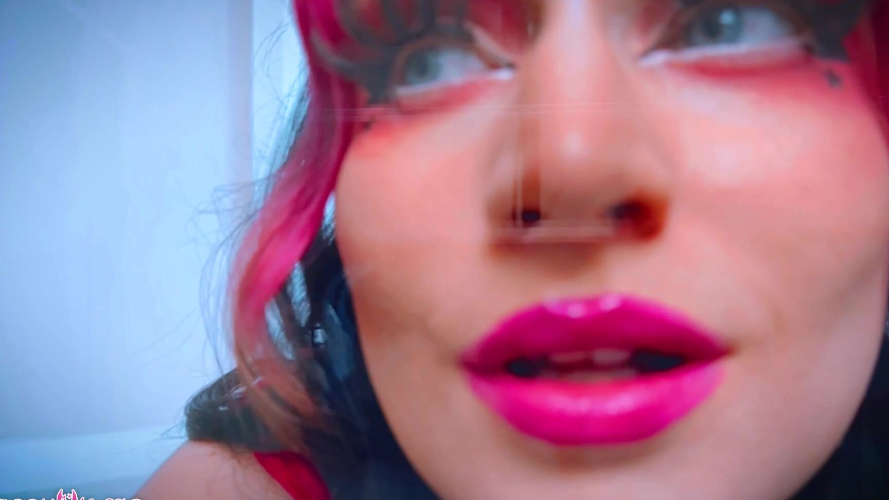 "Starry Yume" kissing, lips, lipstick, lipstick fetish, role play, sfw Goodnight Lipstick Kisses Manyvids
