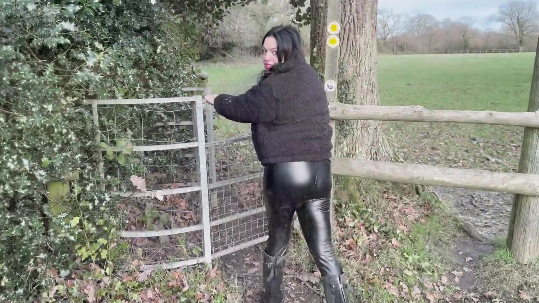 Evafarts Nicknamed Evafarts 12 24 2024 Onlyfans Video Being Chased Farts Outdoor 15 Minutes Long Ive Escaped From The Fart Lab Where I Was Being Kxvf