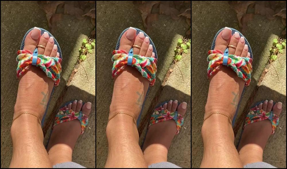 Miss Jaye Nicknamed Theemisses 1221 03 22 2025 Onlyfans Video Im Just Here To Drain Those Balls