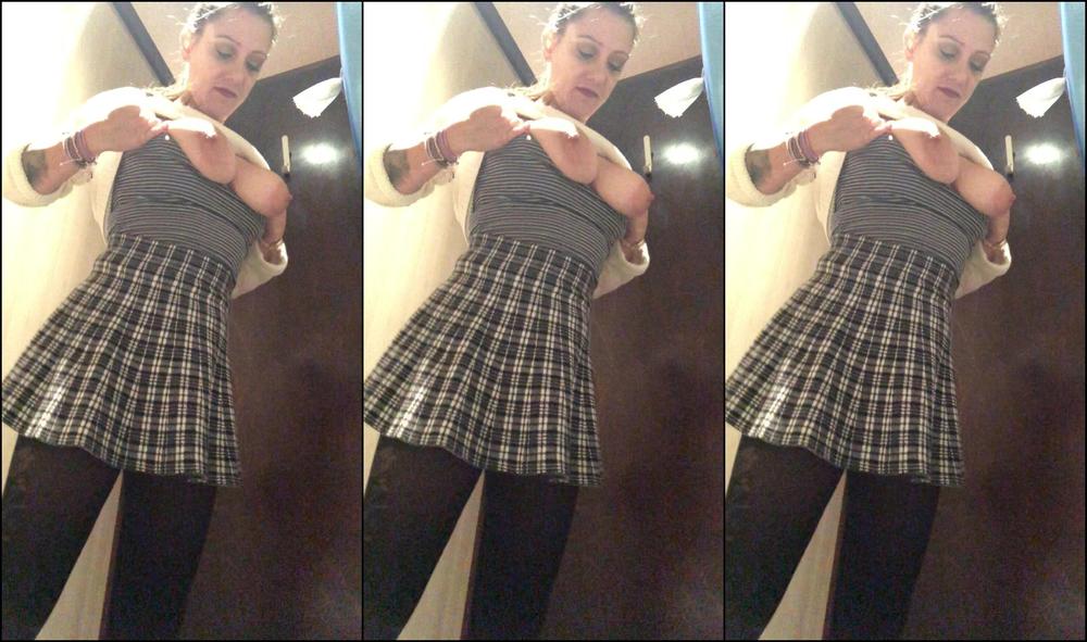 "SuzieLove212" amateur, housewives, public nudity, public toilet, pussy play Pub Bathroom Pussy Play Manyvids