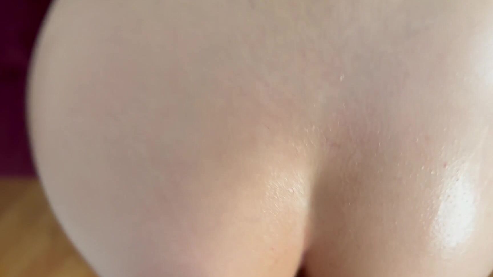 Большая Попа Алисия Холл Получает Грубый Трах Вкусный Камшот