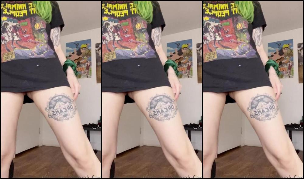 Justsmokeandsleep Nicknamed Justsubmitandobey 02 12 2023 Onlyfans Video Oops Mommy Isnt Wearing Panties