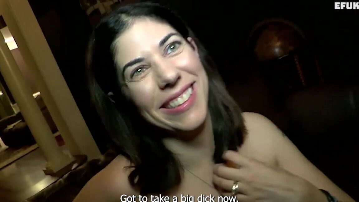 Efukt Married Woman Vs Gang Bang