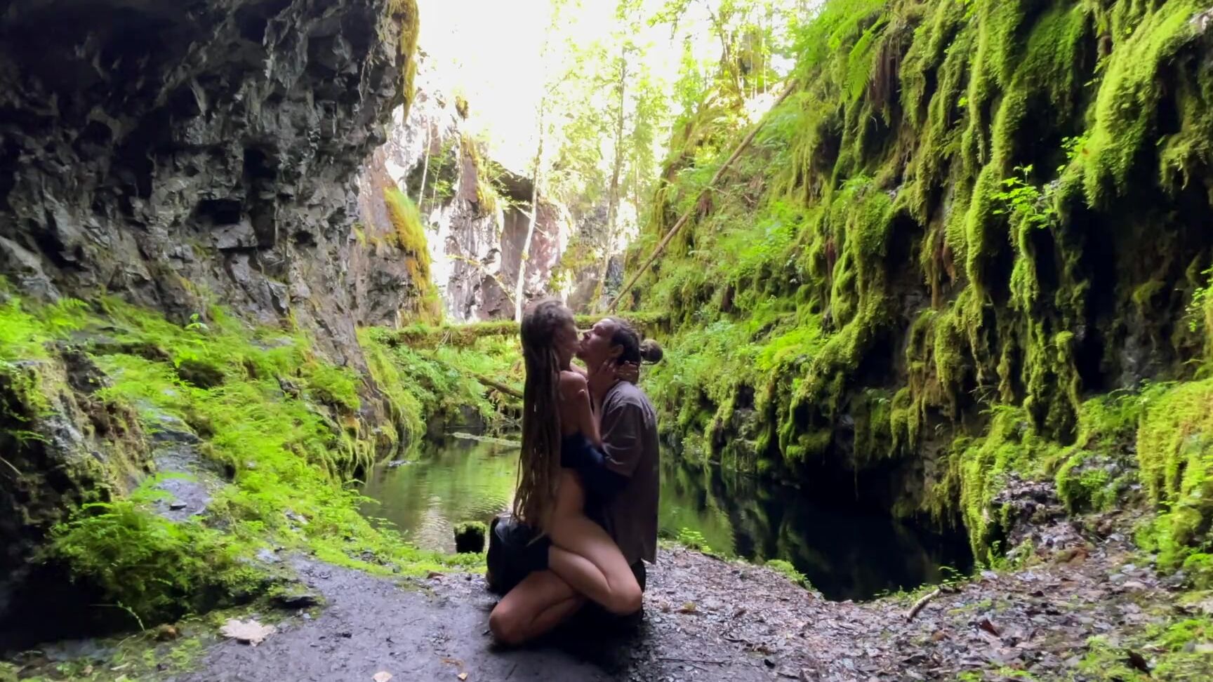 Быть Пойманным С Поличным Во Время Исследования Старой Шахты Rosenlundx 4K 60Fps