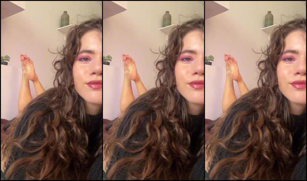 Princess Anastasia Nicknamed Anastasialegs 11 06 2025 Onlyfans Video Sweet Soles In Pose