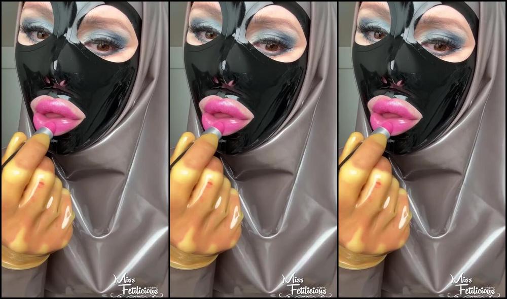 Miss Fetilicious gives her lip a little touch-up with Onlyfans Video