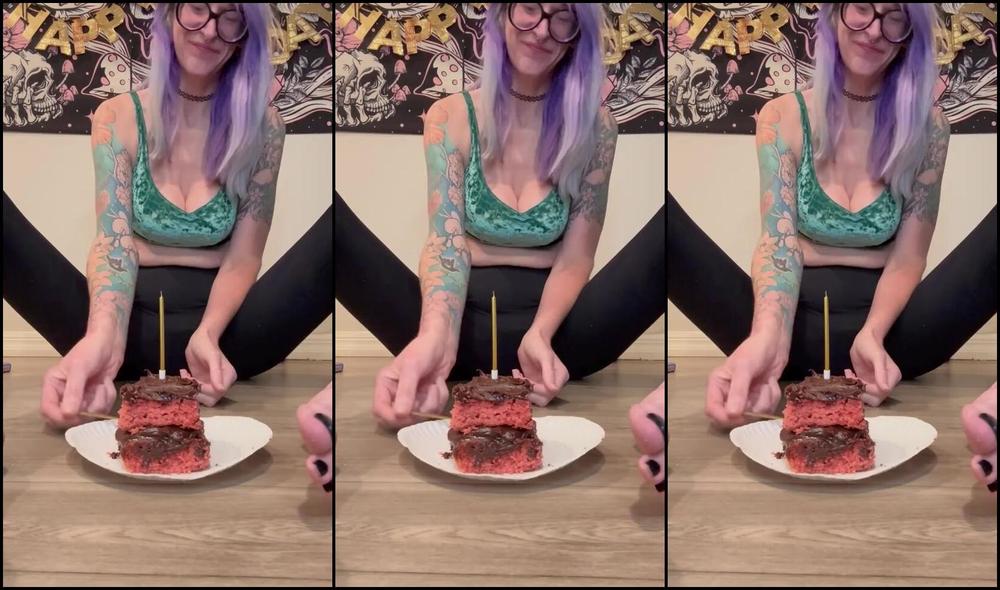 Peppermint Giantess Nicknamed Peppermintgiantess 08 15 2025 Onlyfans Video This Was June 24