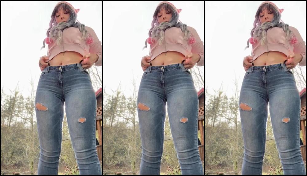 Blxxd Bunny Nicknamed Blxxdbunny 12 21 2024 Onlyfans Video Quick Little Awkward Girl Fit Checklt3