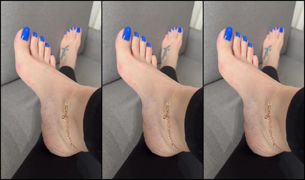 Goddess Grazi's Onlyfans Video Leaked: Femdom Foot Fetish with Goddess Grazi