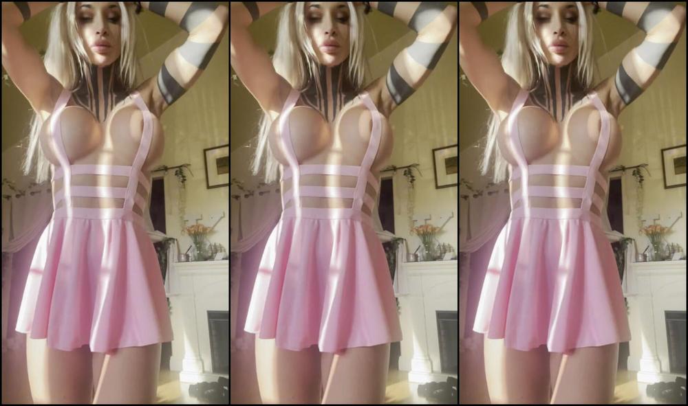 KatoPunk indulges in nipple sucking & pussy play with her big tits and tight pussy