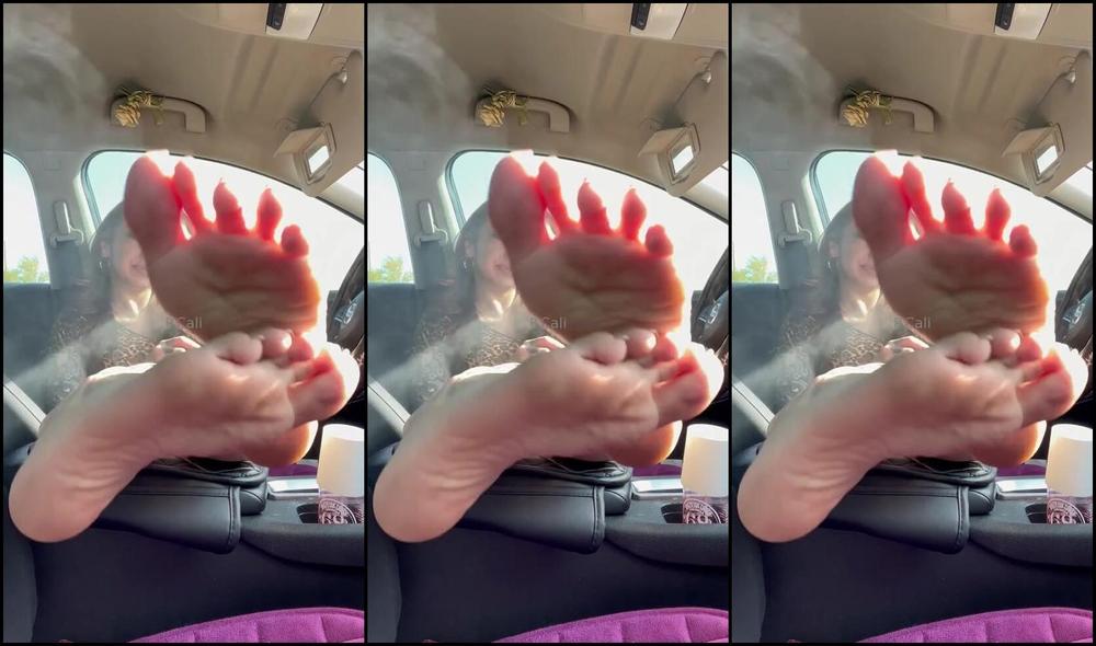 Latina Goddess Nicknamed Latinafeetgoddesss 04 01 2025 Onlyfans Video Couldnt Find A Good Parking Spot So I Took This Video Instead