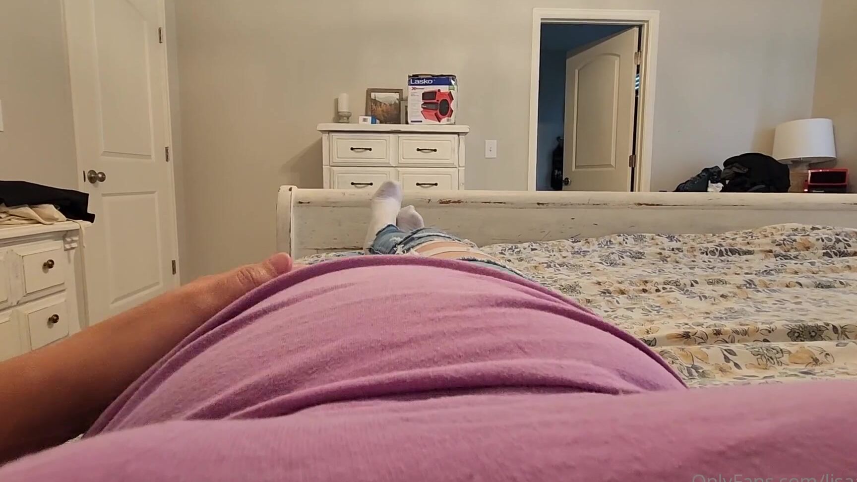 Lisa Asmr goes wild in a food-filled POV session with Nicknamed Lisaasmr - Early Access Video