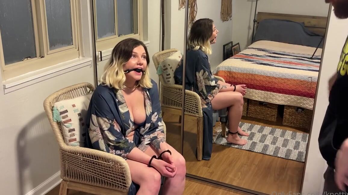 Onlyfans Video: Mistress KnottyDevil dominates with feet & femdom